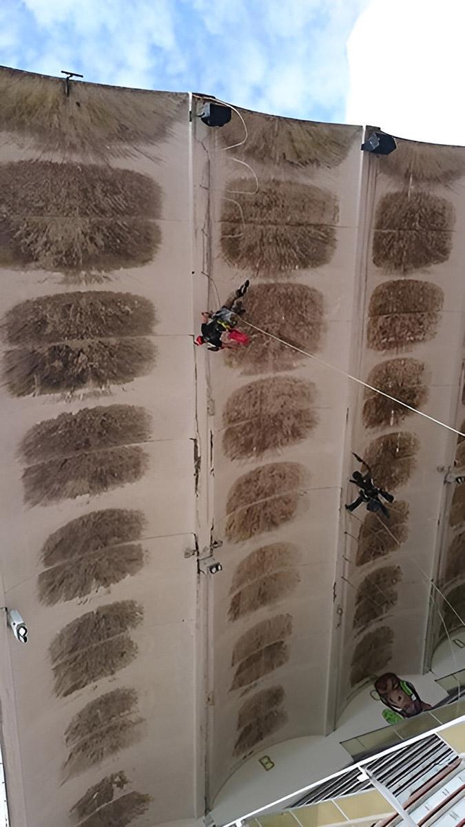 Réparation de la casquette du stade de football Angers