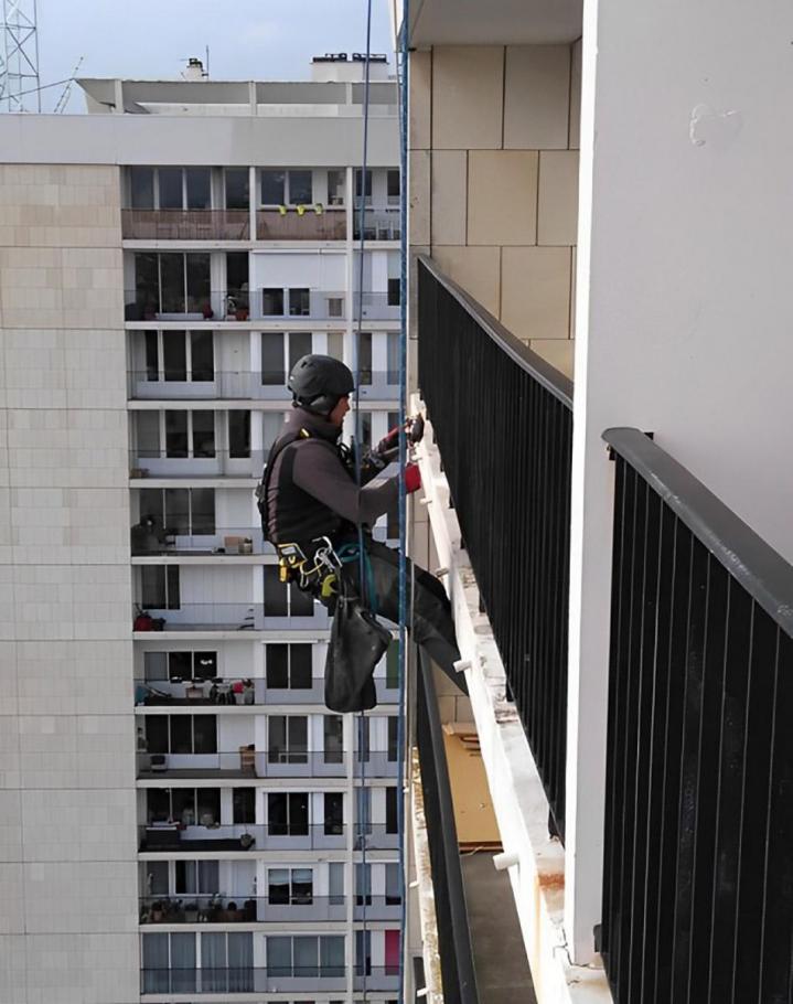 Travailleur sur corde Angers
